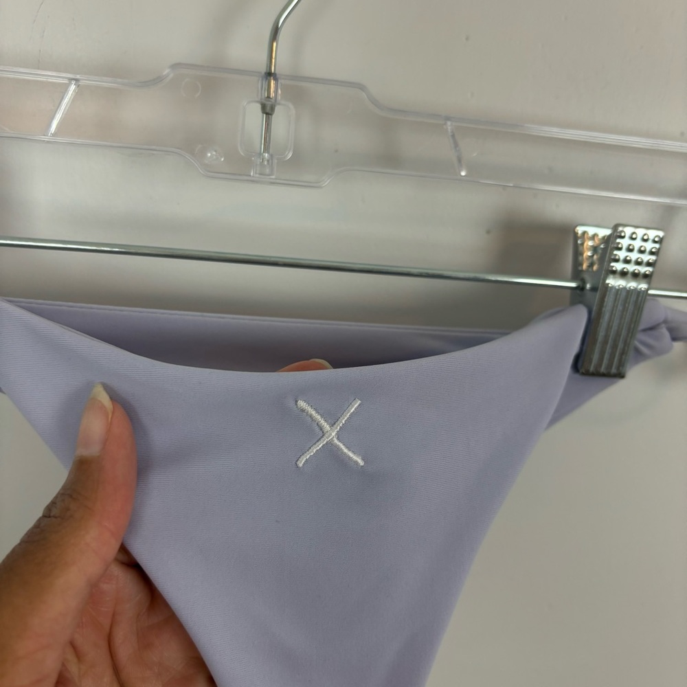 Boutine Los Angeles V Cut Top & Minimal Bottoms Lavender Size M/L - Picture 11 of 11